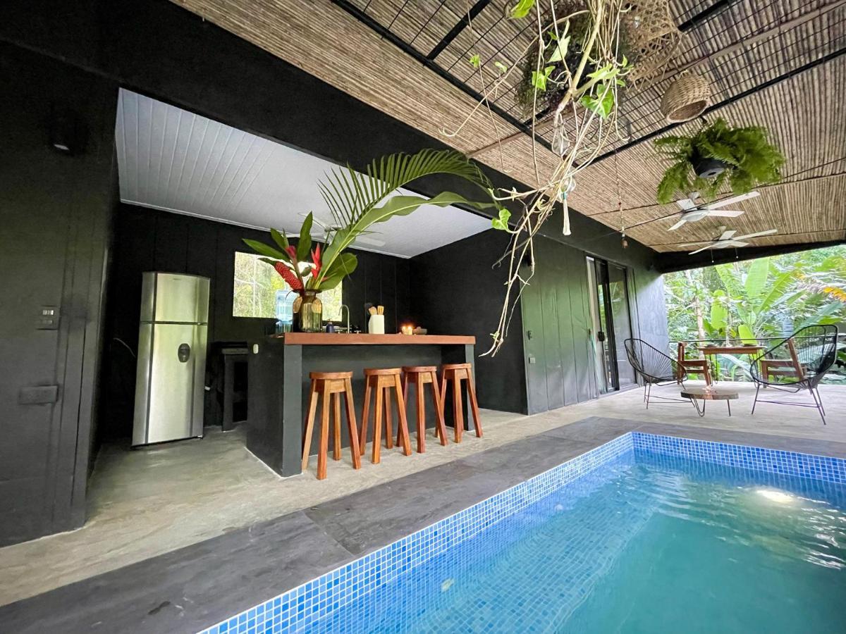Villa Joeyshe- New Luxury Villa With Pool & Ac Puerto Viejo de Talamanca Eksteriør bilde